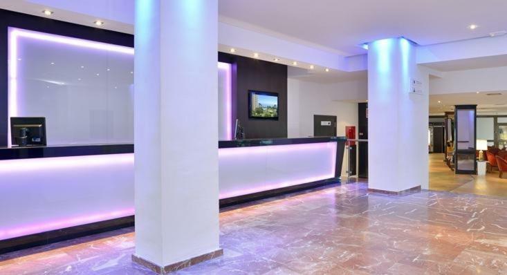 Torremolinos Carihuela 1ª Linea Playa Appartement Buitenkant foto